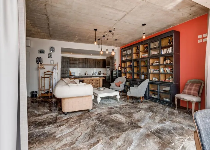 Talbot And Bons Deluxe Flat * Gudja